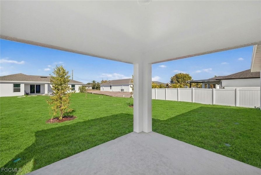 Exterior details and patio area of a home in Cape Coral, Cape Coral (Image 20).