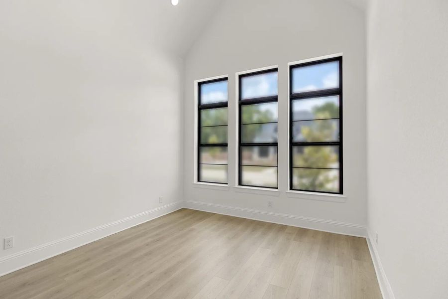 The Eastland II Primary Suite