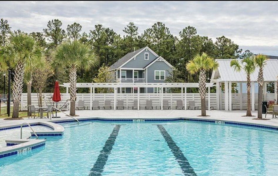 Community amenities in Sweetgrass at Summers Corner, Summerville (Image 17).