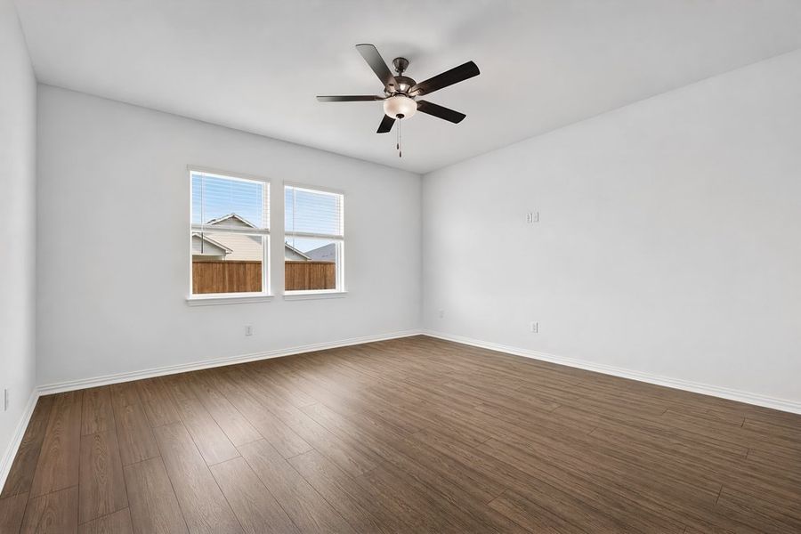 Spacious, unfurnished interior of a new home in River Ridge, Crandall (Image 20).