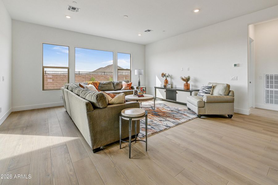 Trilogy_Ridgecrest_Latigo_HS_89_grt_rm -