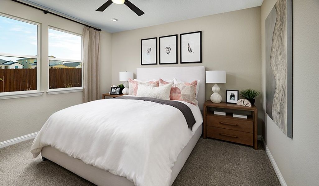 Sunstone-X919-SeasonsAtCalumet Primary Bedroom