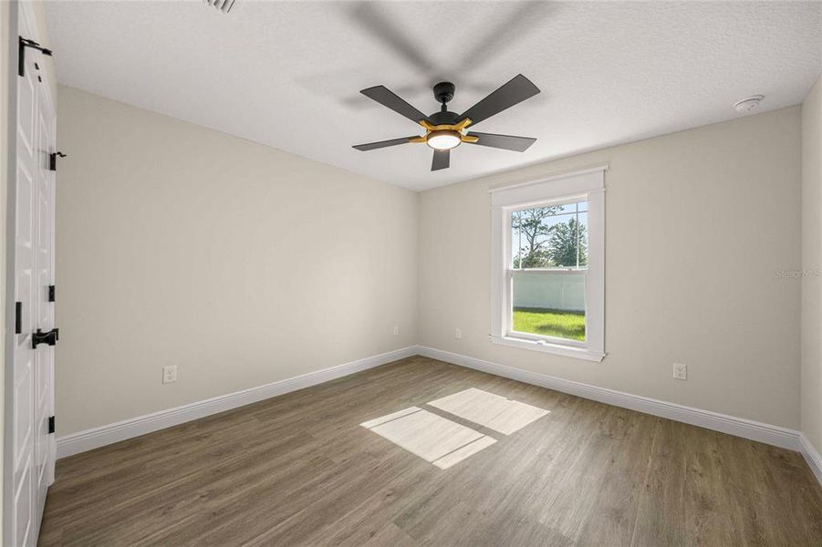Spacious, unfurnished interior of a new home in , Ocala (Image 37).