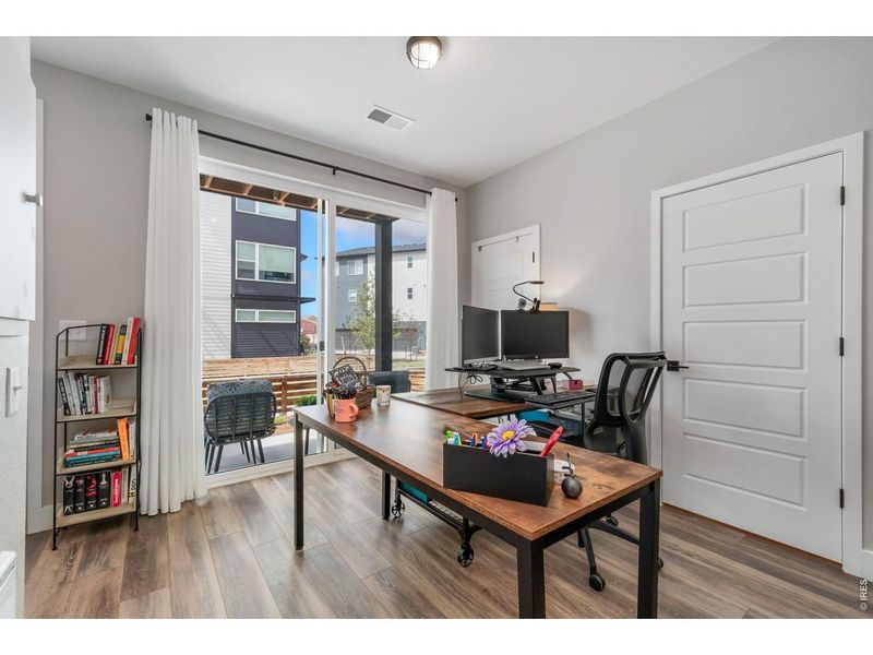 Furnished interior view inside a new home in , Broomfield (Image 19).