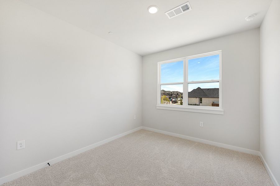 Spacious, unfurnished interior of a new home in Wildridge, Oak Point (Image 37). Spacious, unfurnished interior of a new home in Wildridge, Oak Point (Image 37).