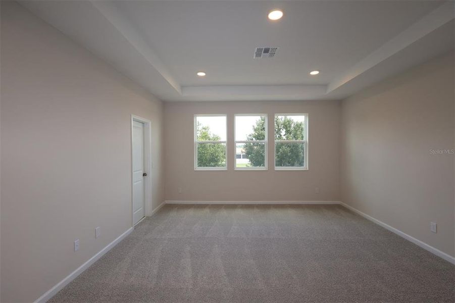Spacious, unfurnished interior of a new home in Bay Lake Farms, St. Cloud (Image 10). Spacious, unfurnished interior of a new home in Bay Lake Farms, St. Cloud (Image 10).