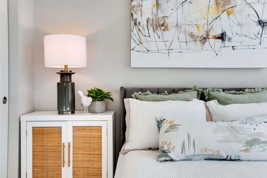 Representative interior finishes for a home built from the 3405 by Tri Pointe Homes in Westside Crossing, Berthoud (Image 46).