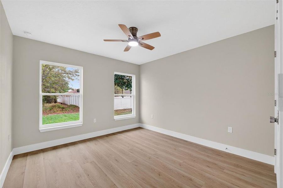 Spacious, unfurnished interior of a new home in , Orlando (Image 62).