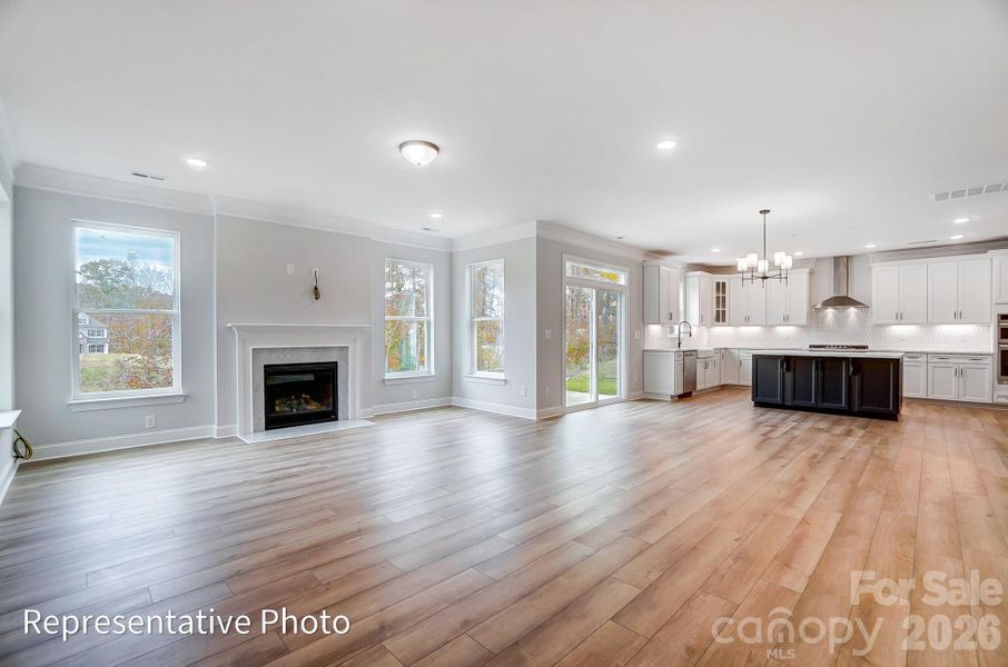 Spacious, unfurnished interior of a new home in Rone Creek, Waxhaw (Image 27).