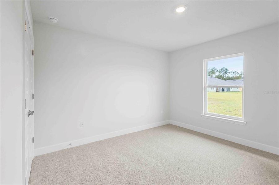 Spacious, unfurnished interior of a new home in The Preserve at Laurel Lake, Lake City (Image 12).