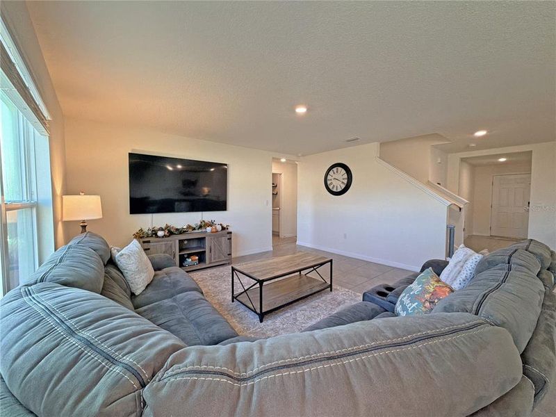 Furnished interior view inside a new home in Ocala Crossings South, Ocala (Image 11). Furnished interior view inside a new home in Ocala Crossings South, Ocala (Image 11).