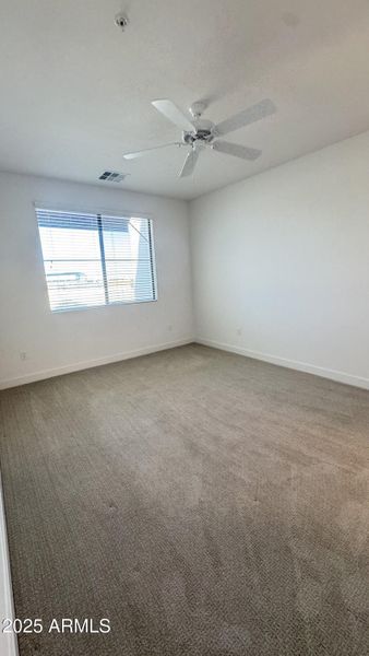 MASTER BEDROOM MASTER BEDROOM