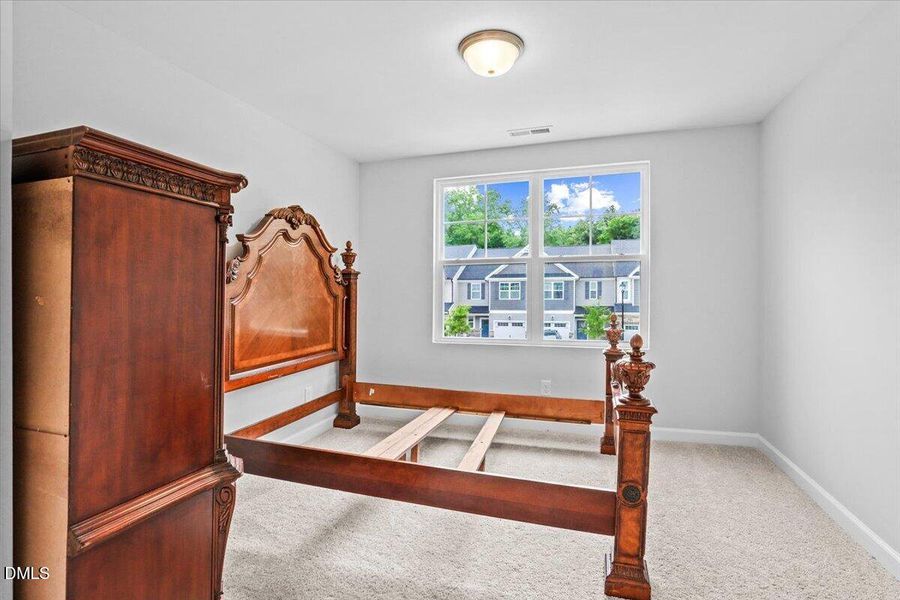 17 Village Edge Dr BD 3