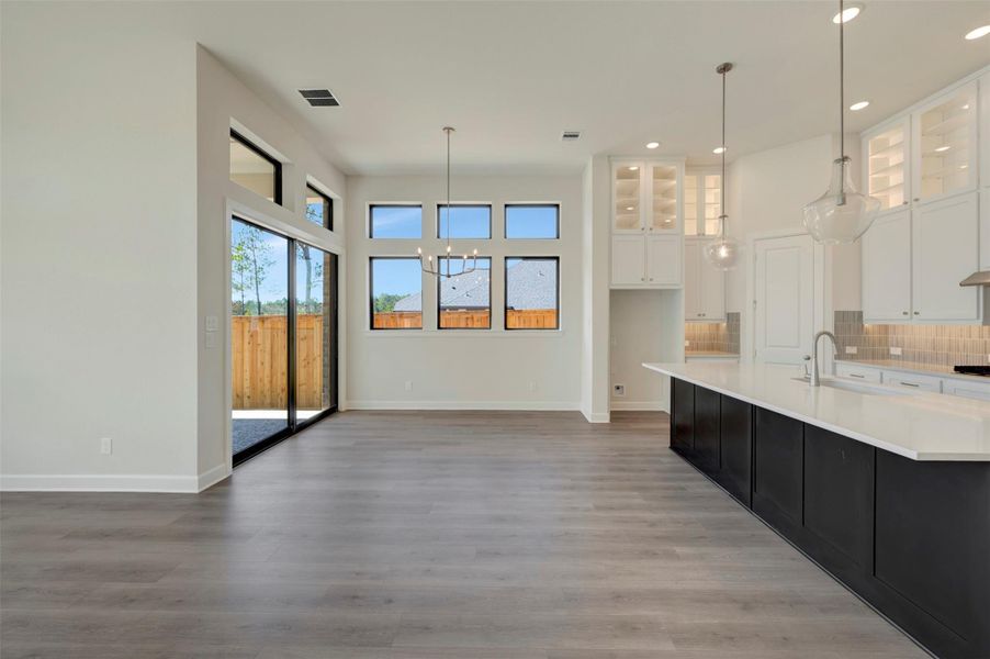 Spacious, unfurnished interior of a new home in Kresston, Montgomery (Image 22).