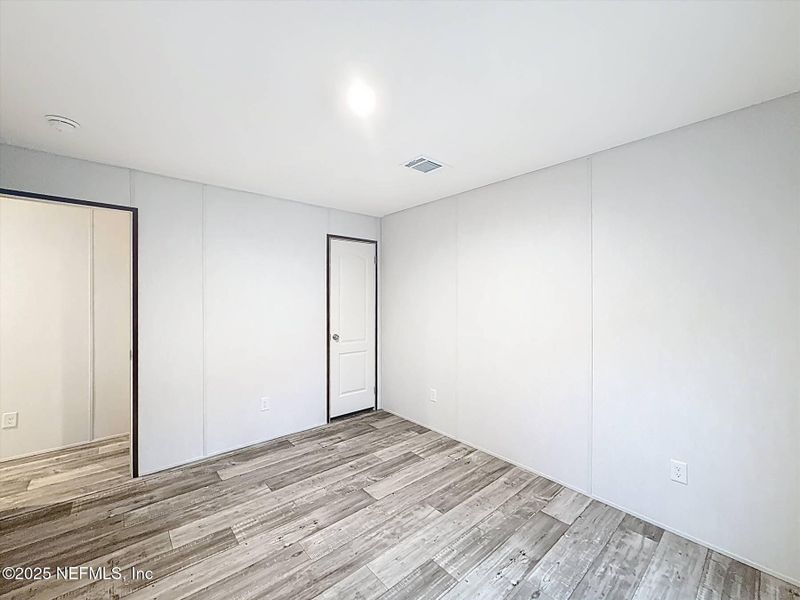 Spacious, unfurnished interior of a new home in , Hawthorne (Image 21).