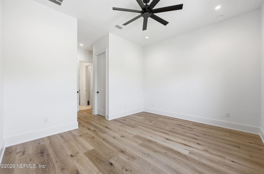 Spacious, unfurnished interior of a new home in , Ponte Vedra Beach (Image 70).