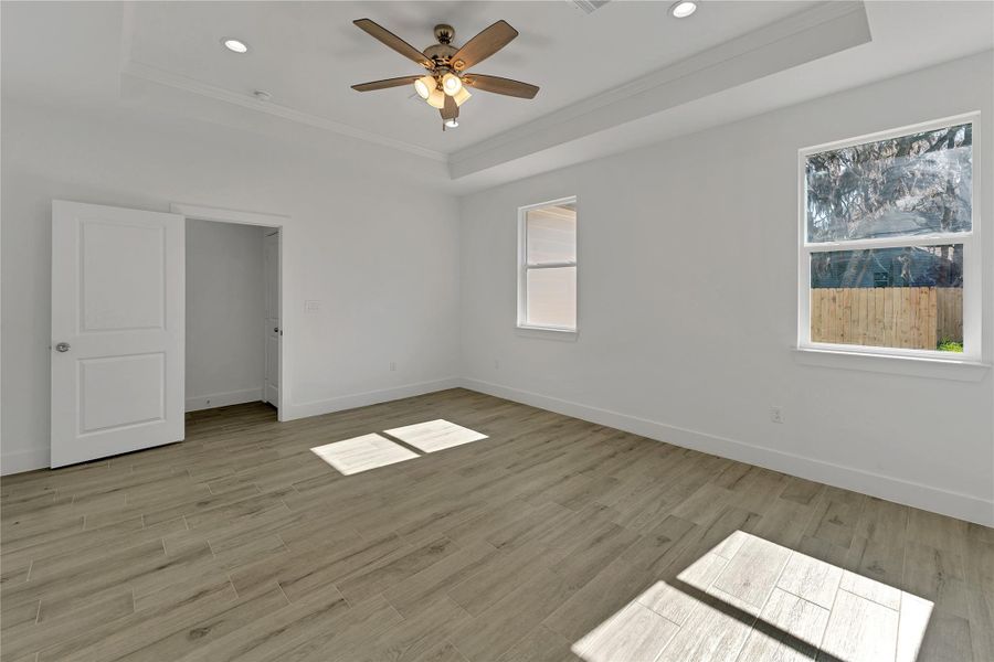 Spacious, unfurnished interior of a new home in , Montgomery (Image 16).