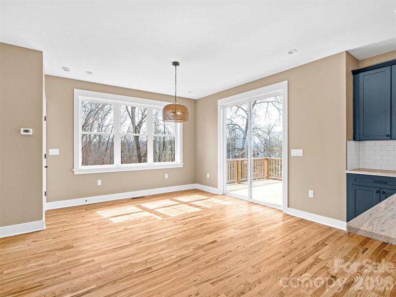 Spacious, unfurnished interior of a new home in , Asheville (Image 31).