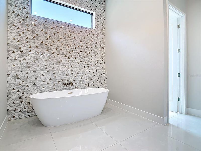 Image 33 of a home in .