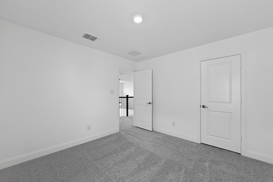 Spacious, unfurnished interior of a new home in The Ridge at Northlake, Northlake (Image 25).
