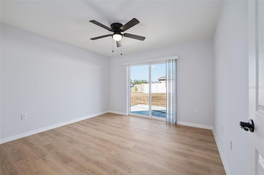 Spacious, unfurnished interior of a new home in , Ocala (Image 23).