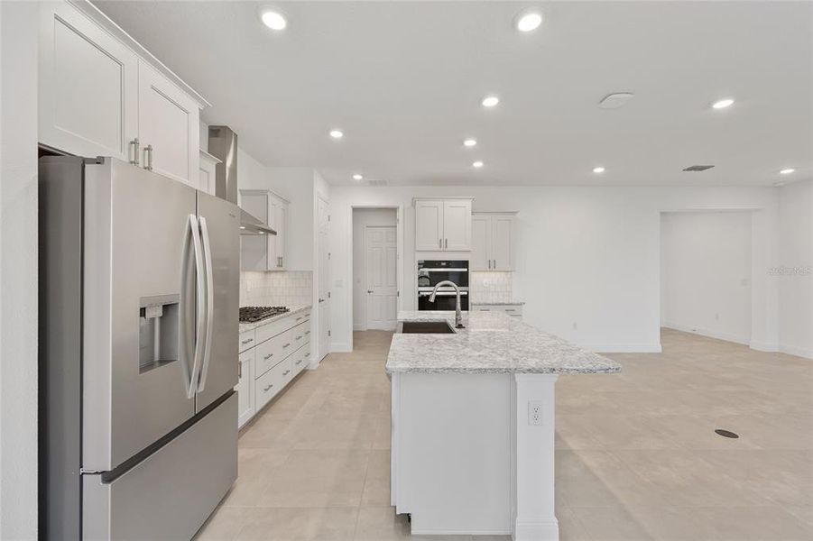 Furnished interior view inside a new home in , Ocala (Image 5).