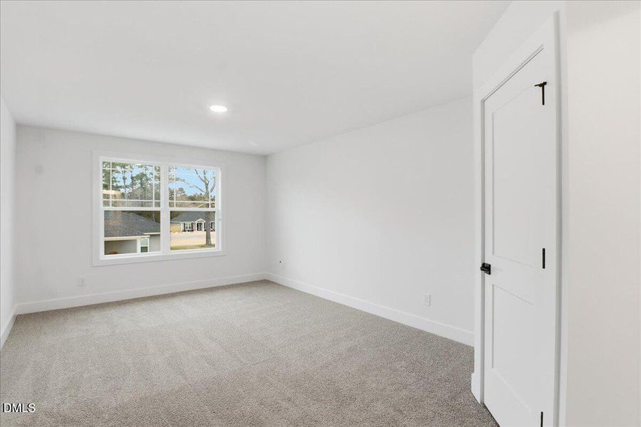 Spacious, unfurnished interior of a new home in Kelly Farms, Lillington (Image 21).