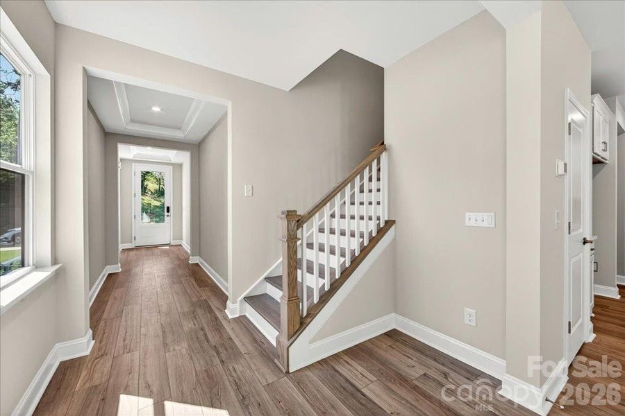 Oak box stairs with open rails Oak box stairs with open rails