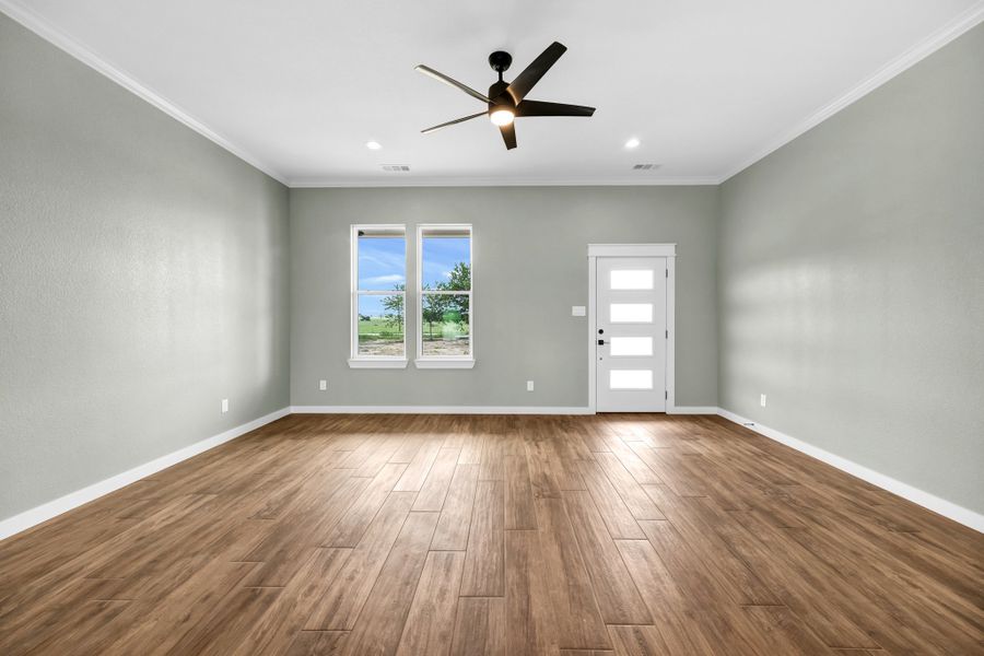 Representative unfurnished interior of a home built from the Magnolia by Zeal Home Builders in Horizon Meadow Estates, Paradise (Image 19).