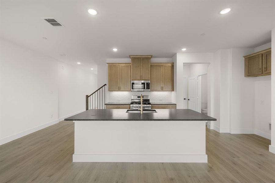 8852 Enclave- Kitchen-1
