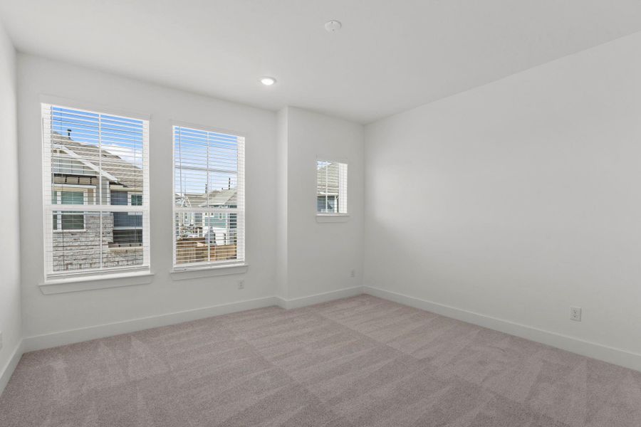 **Photos are representative of the floor plan and not of the actual home** **Photos are representative of the floor plan and not of the actual home**