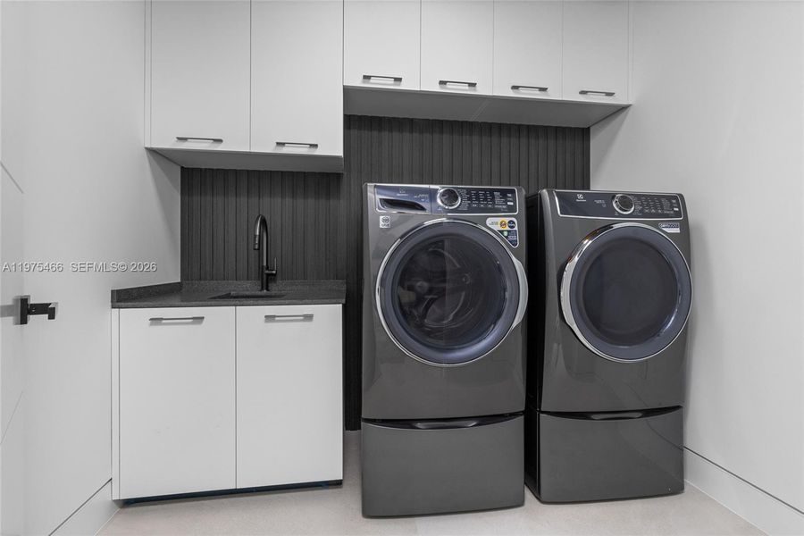 Image 91 of a home in .