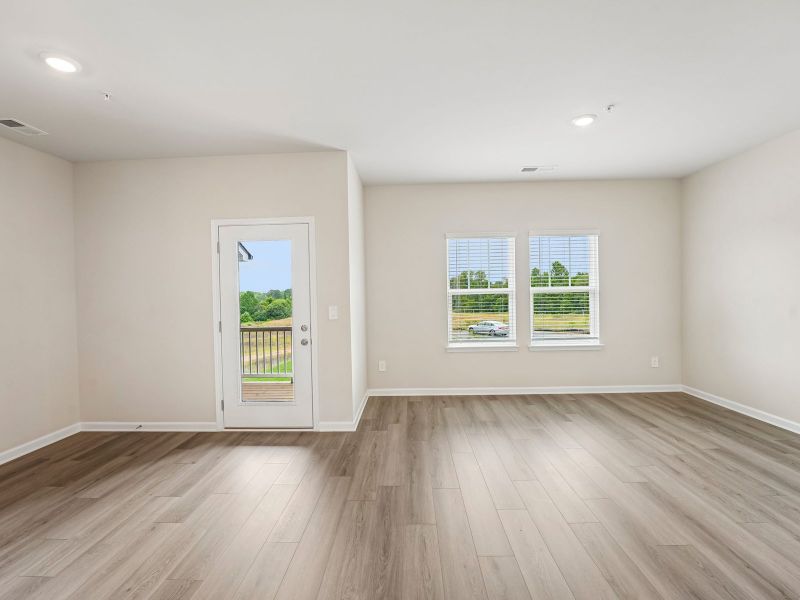 Spacious, unfurnished interior of a new home in Hemingway - Highland Series, Cumming (Image 18).
