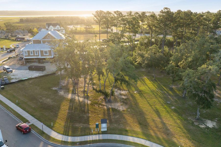 Image 10 of a home in .