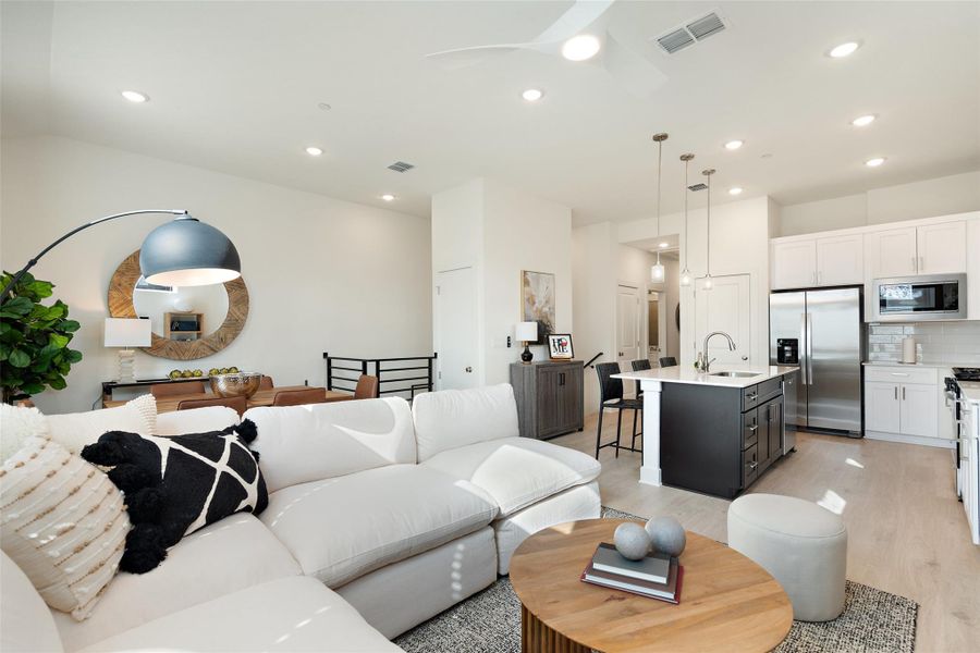 Photos are of a staged model with the same floor plan. Actual residence and interior finishes may vary. Photos are of a staged model with the same floor plan. Actual residence and interior finishes may vary.