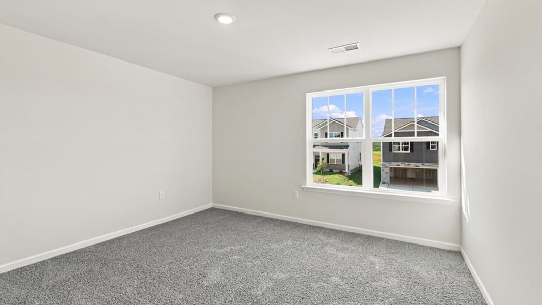 Spacious, unfurnished interior of a new home in Baxter Village, Boiling Springs (Image 30).