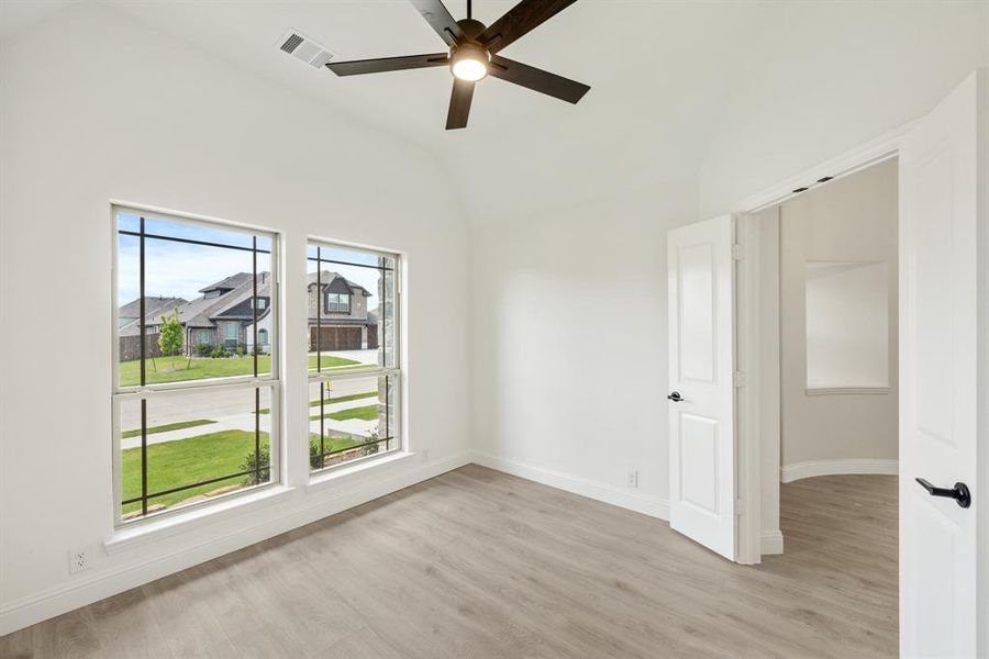 Spacious, unfurnished interior of a new home in Trees Farm, DeSoto (Image 26). Spacious, unfurnished interior of a new home in Trees Farm, DeSoto (Image 26).