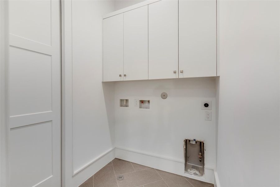 * Estimated Completion date 8/15/27 ** ASK ABOUT CUSTOMIZATION OPTIONS DURING CONSTRUCTION ONLY * MAZZARINO MODEL HOME* PHOTOS MAY SHOW A SIMILAR FLOOR PLAN AND/OR UPGRADED/ALTERNATIVE FINISHES* Please use these photos as a guide* THIS IS AN ACTIVE CONSTRUCTION SITE, BUYERS MUST REQUEST APPOINTMENT TO BE ON PREMISES AT ALL TIMES.