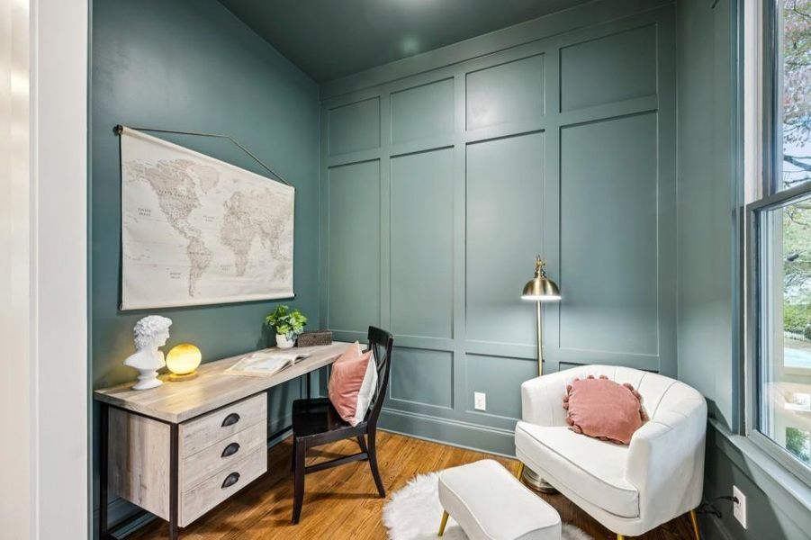 Furnished interior view inside a new home in , Atlanta (Image 7).