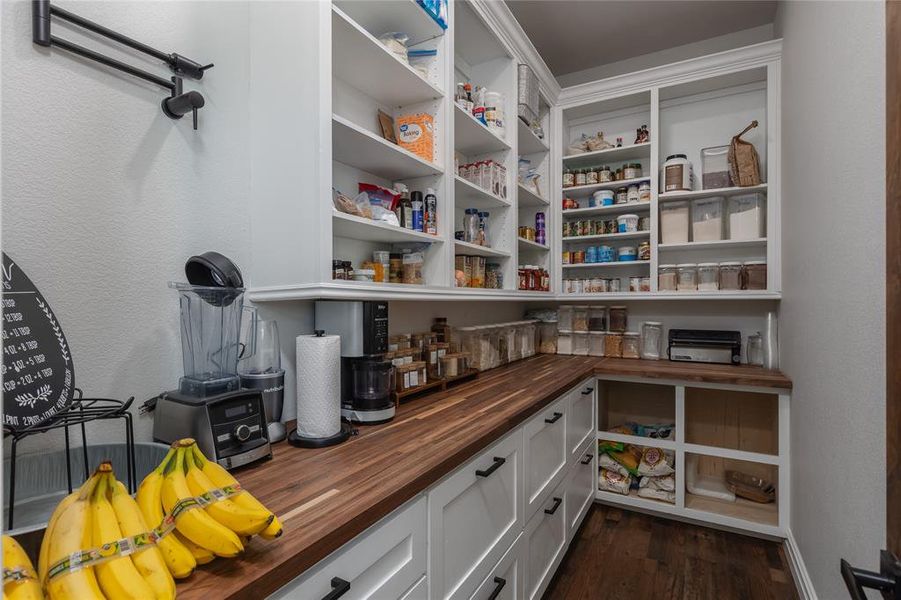 Image 32 of a home in .