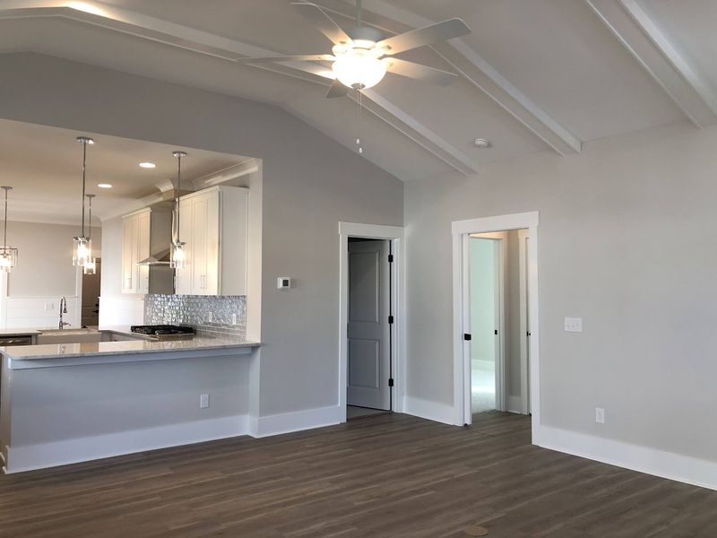 Image 18 of a home in Osprey Landing.