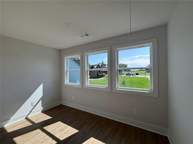 Image 21 of a home in .