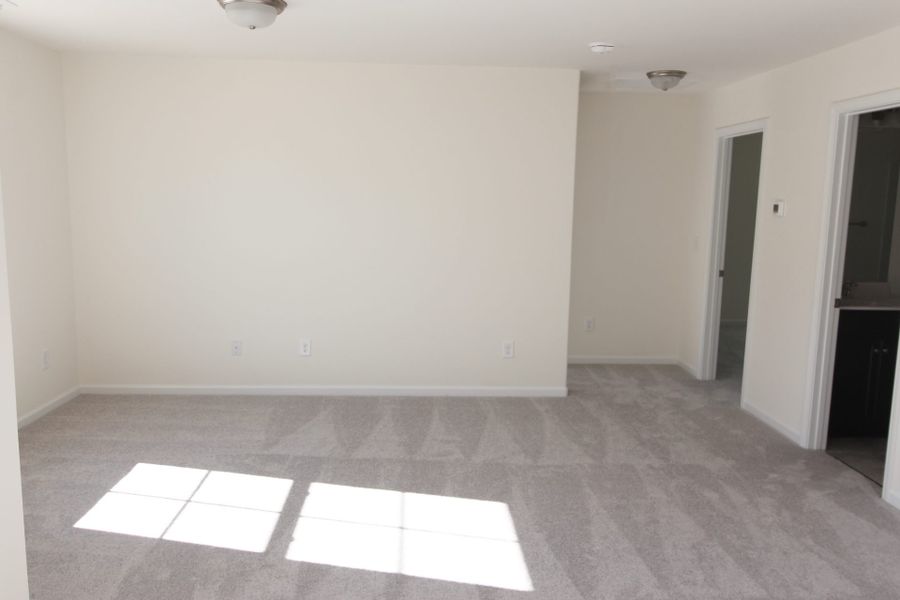 Representative unfurnished interior of a home built from the Southport by Keystone Homes NC in The Wilcox, Greensboro (Image 16).