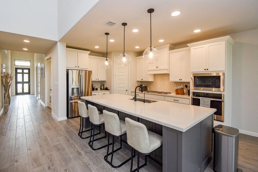 Furnished interior view inside a new home in Stonecreek Estates 50', Richmond (Image 27).