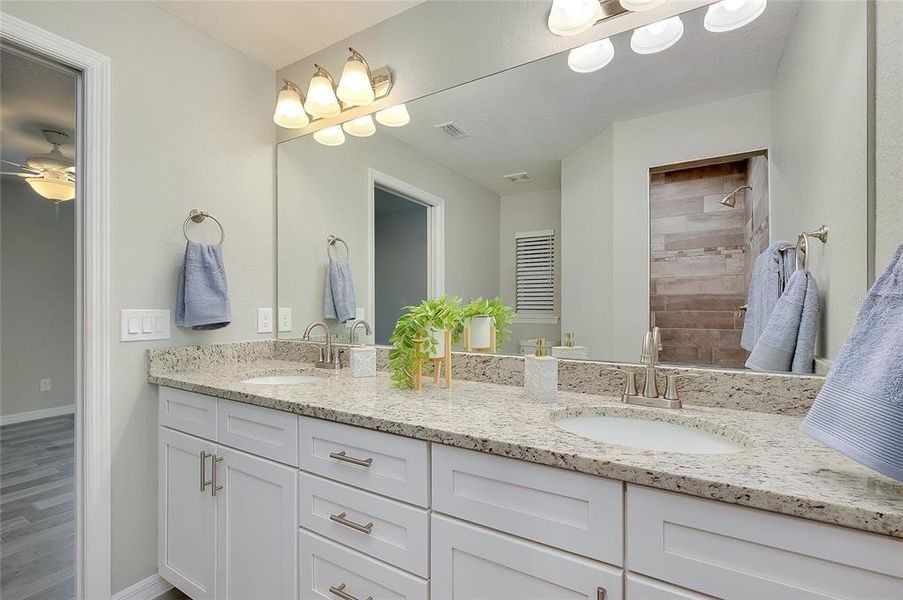Furnished interior view inside a new home in , Englewood (Image 18).
