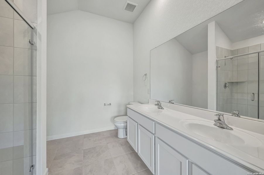 Furnished interior view inside a new home in Winding Brook, San Antonio (Image 6).