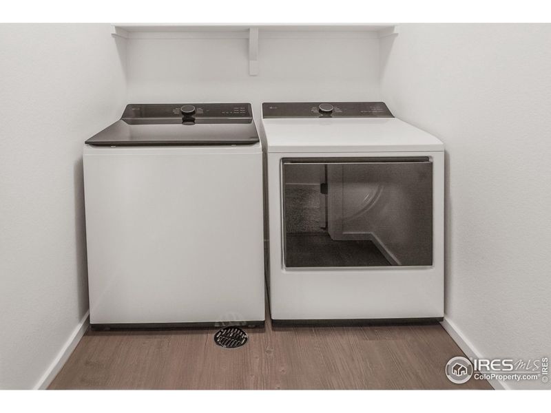 LAUNDRY W/ WASHER & DRYER INCLUDED