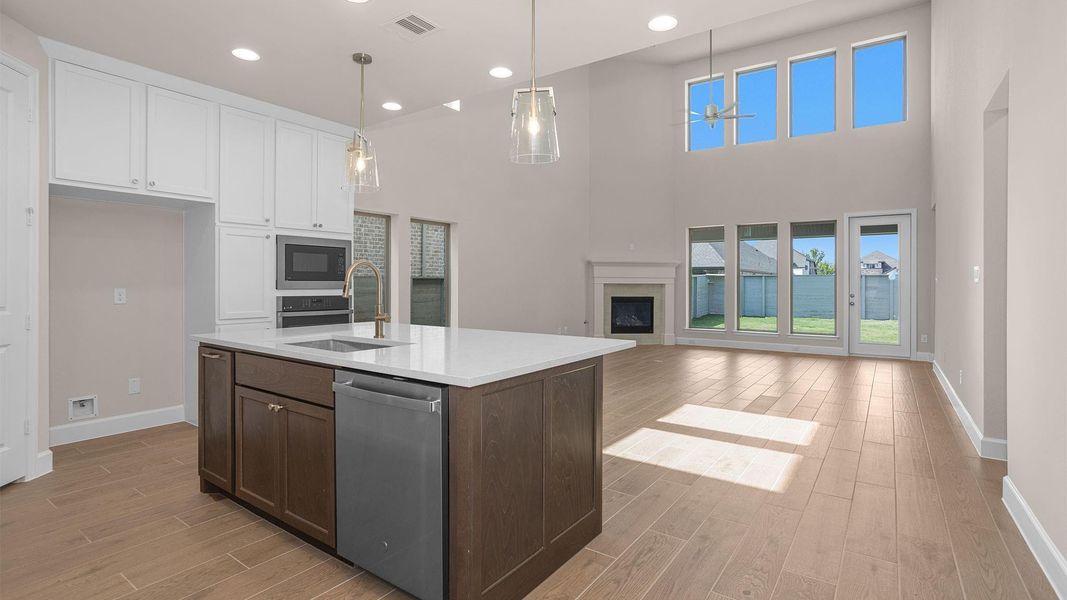 Furnished interior view inside a new home in Legacy, League City (Image 11). Furnished interior view inside a new home in Legacy, League City (Image 11).