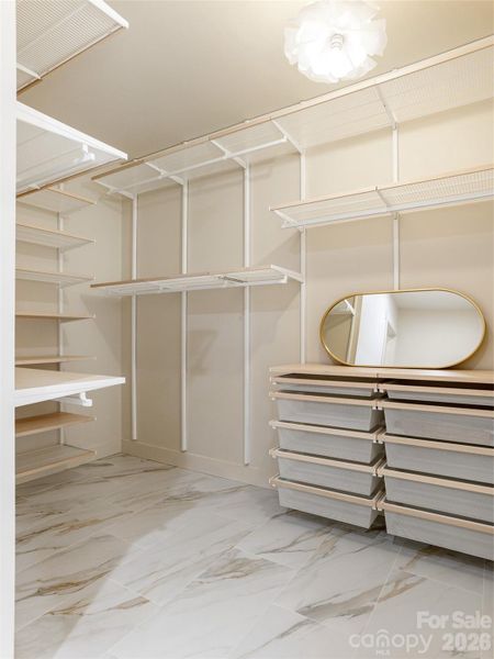 Spacious, unfurnished interior of a new home in , Asheville (Image 21).