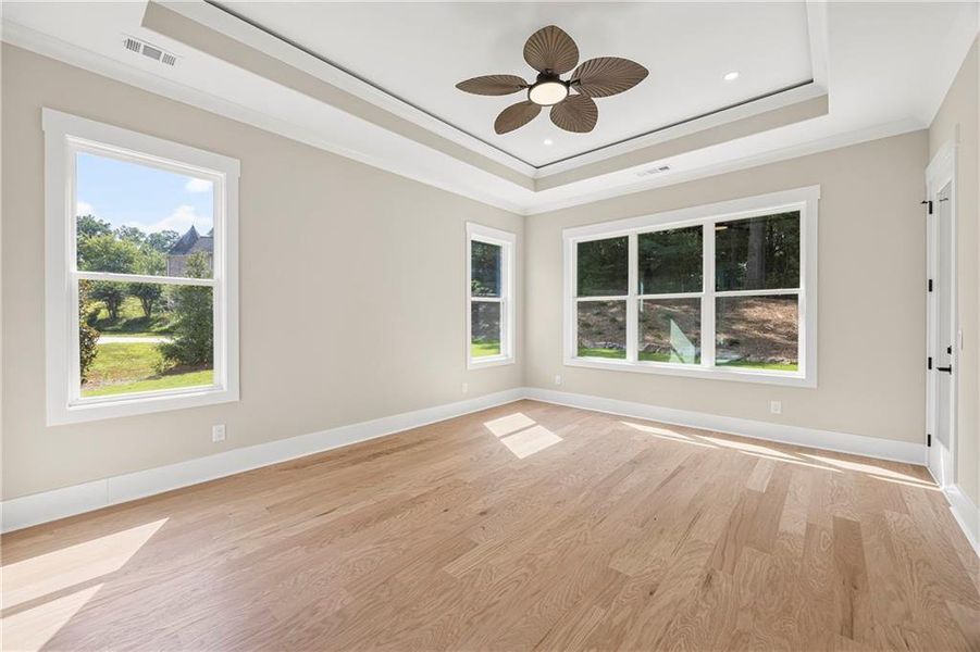 Spacious, unfurnished interior of a new home in , Marietta (Image 76).
